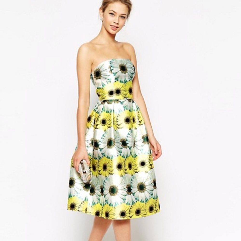 Chi Chi London Structured Bandeau Sunflower Dress